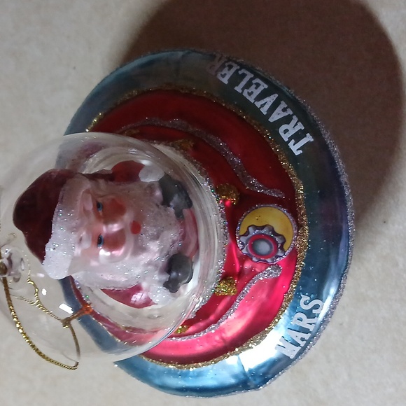 Santa in Mars Spaceship Ornament - Picture 2 of 8